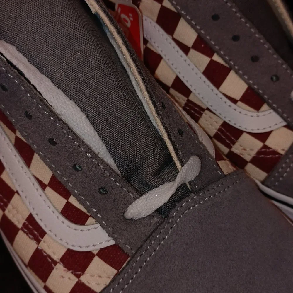 Vans Old Skool Checkerboard Frost Grey/Rhubarb Men's 10.5 VN0003Z6ICJ
